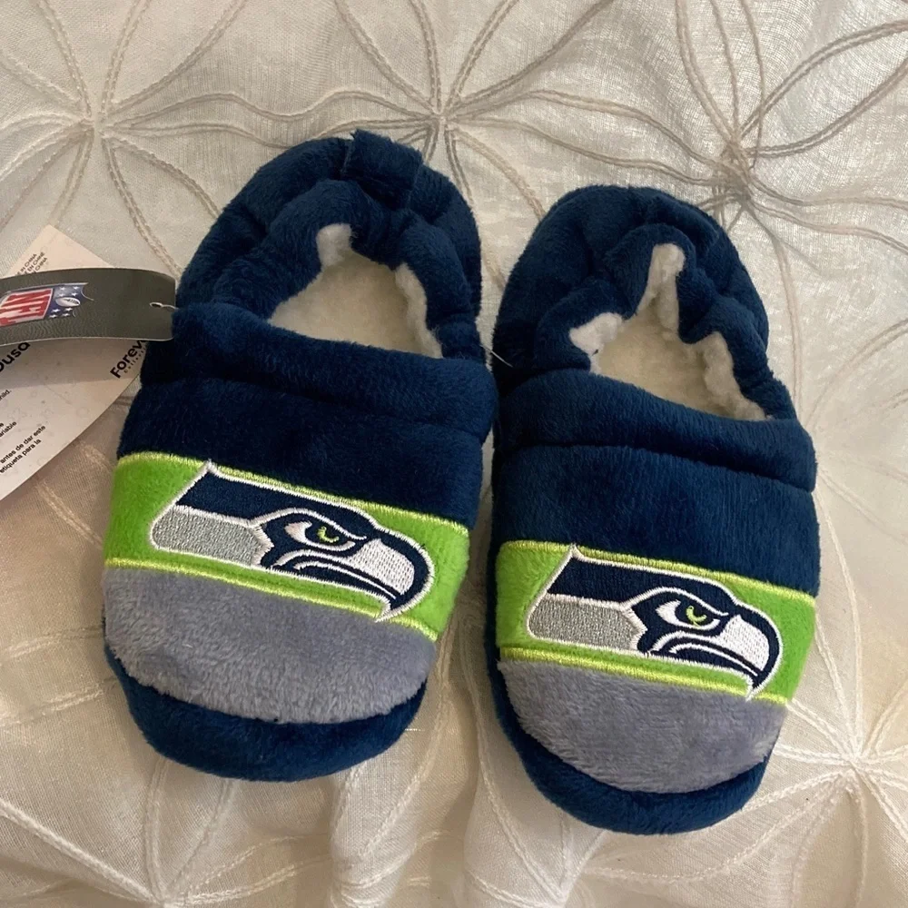 NWT Toddler Seattle Seahawks Slippers